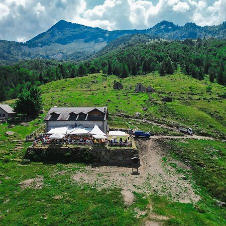 Rifugio Parpinasca Hostel Trontano Екстериор снимка