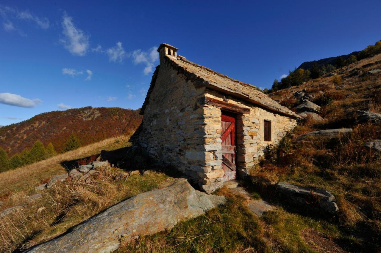 Rifugio Parpinasca Hostel Trontano Екстериор снимка