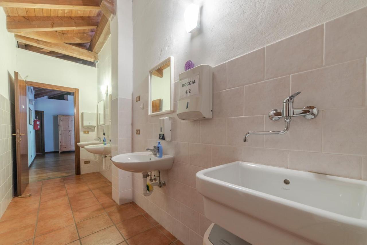 Rifugio Parpinasca Hostel Trontano Екстериор снимка