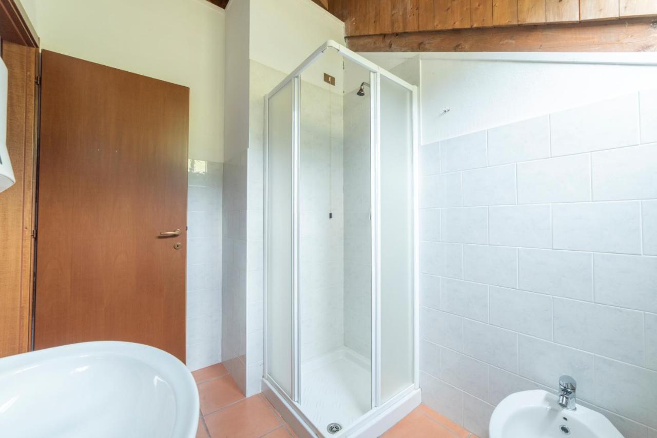Rifugio Parpinasca Hostel Trontano Екстериор снимка