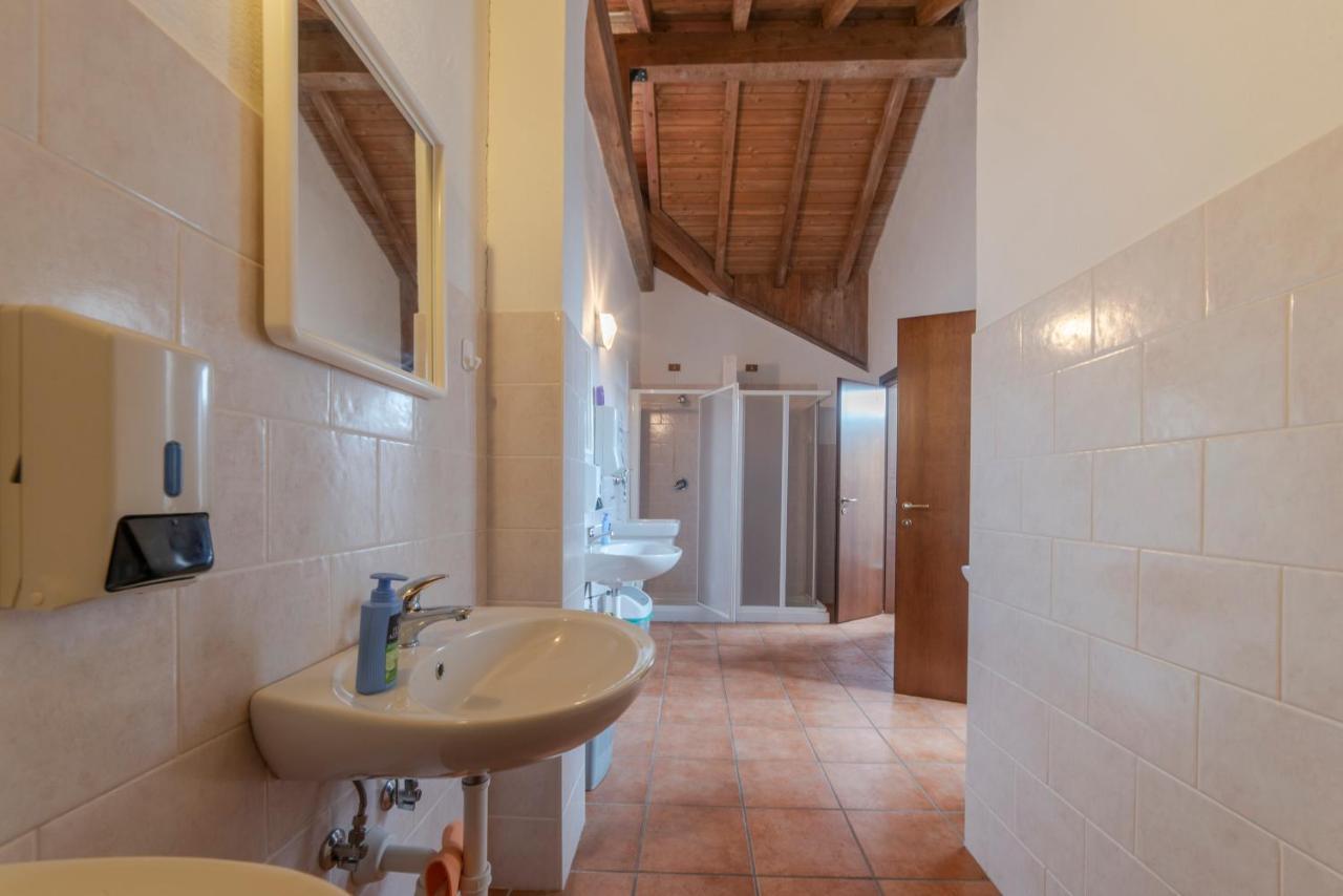 Rifugio Parpinasca Hostel Trontano Екстериор снимка