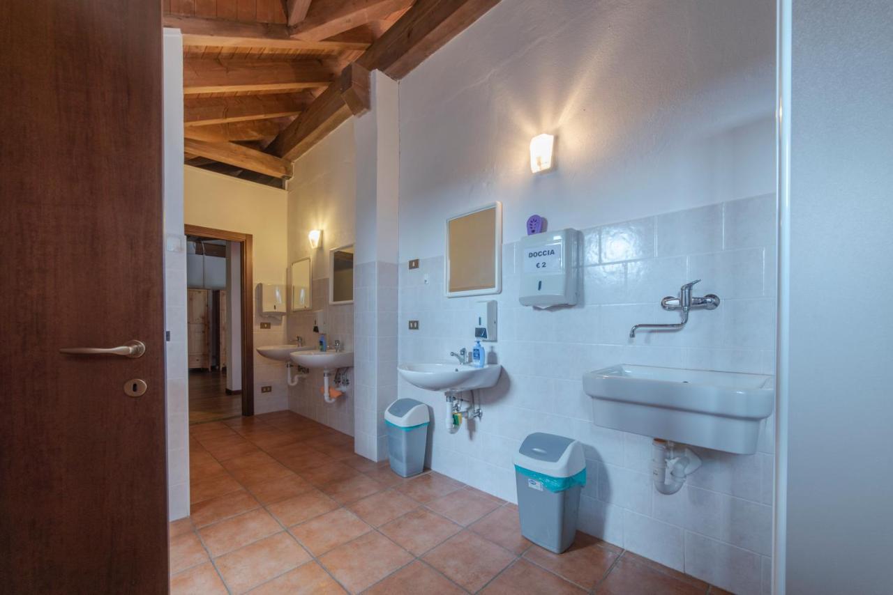 Rifugio Parpinasca Hostel Trontano Екстериор снимка